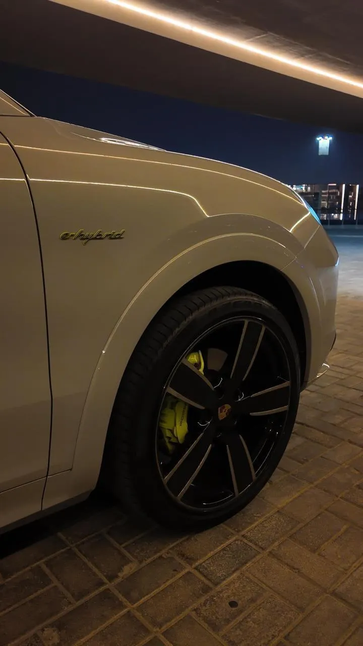 Porsche Cayenne Coupé E-Hybrid, détail
